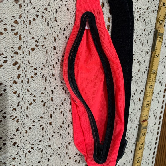 Belt bag - Picture 4 of 4